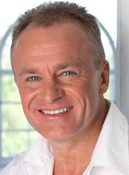 Bobby Davro - Celebrity Comedian