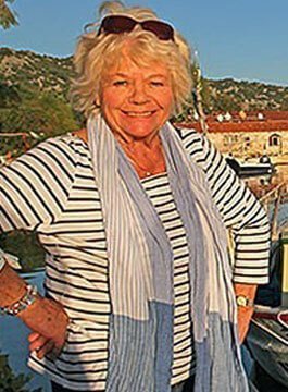 Judith Chalmers OBE - Travel expert and Travel presenter