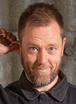 Alun Cochrane Comedian and Awards Host